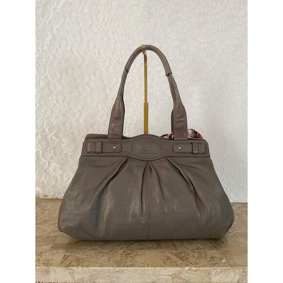 COACH Mia/garnet gray Pleated Leather Carryall Shoulder Bag 13924 - Picture 2 of 8